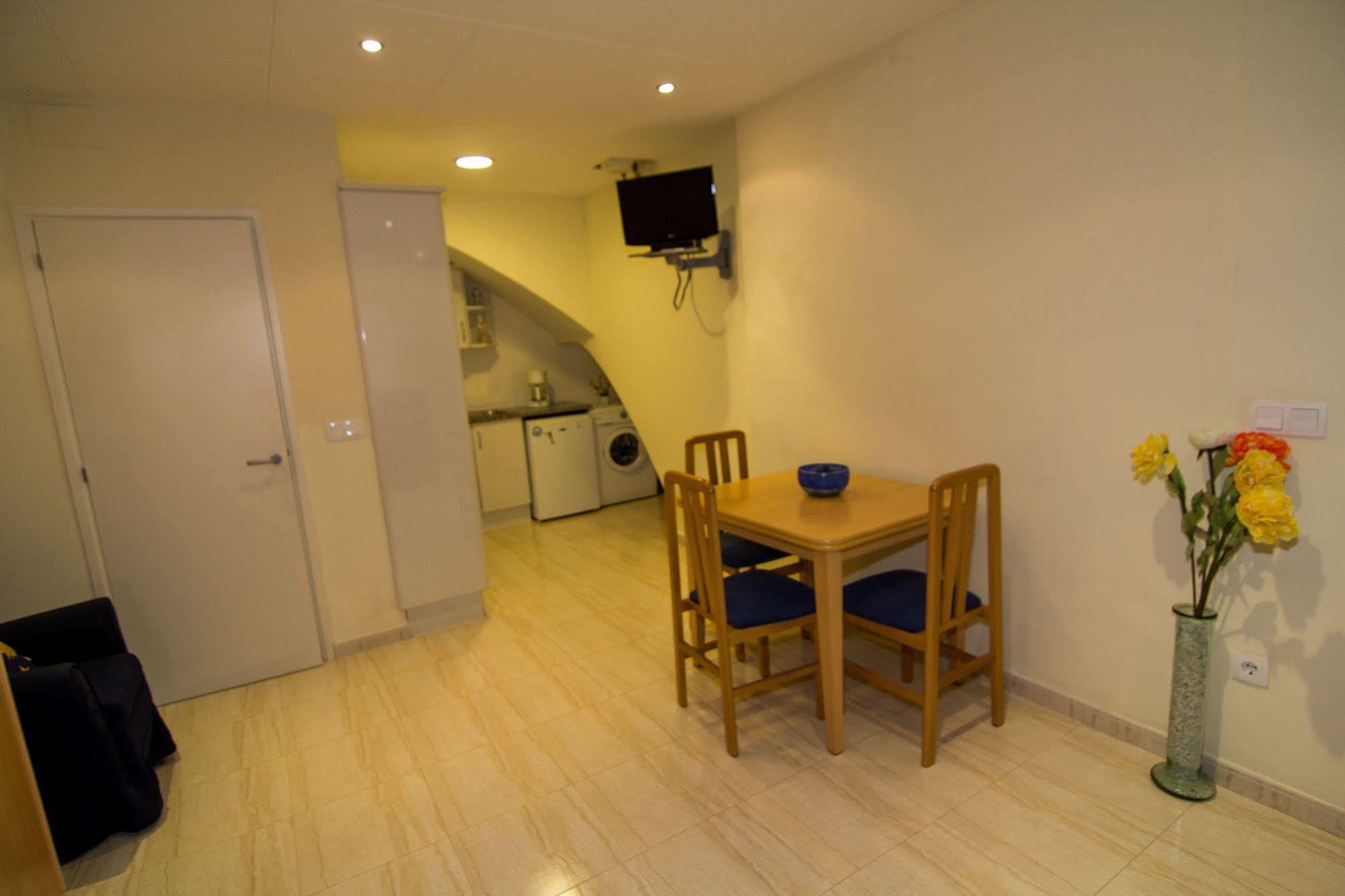 Agi Sant Antoni Apartment Roses Bagian luar foto