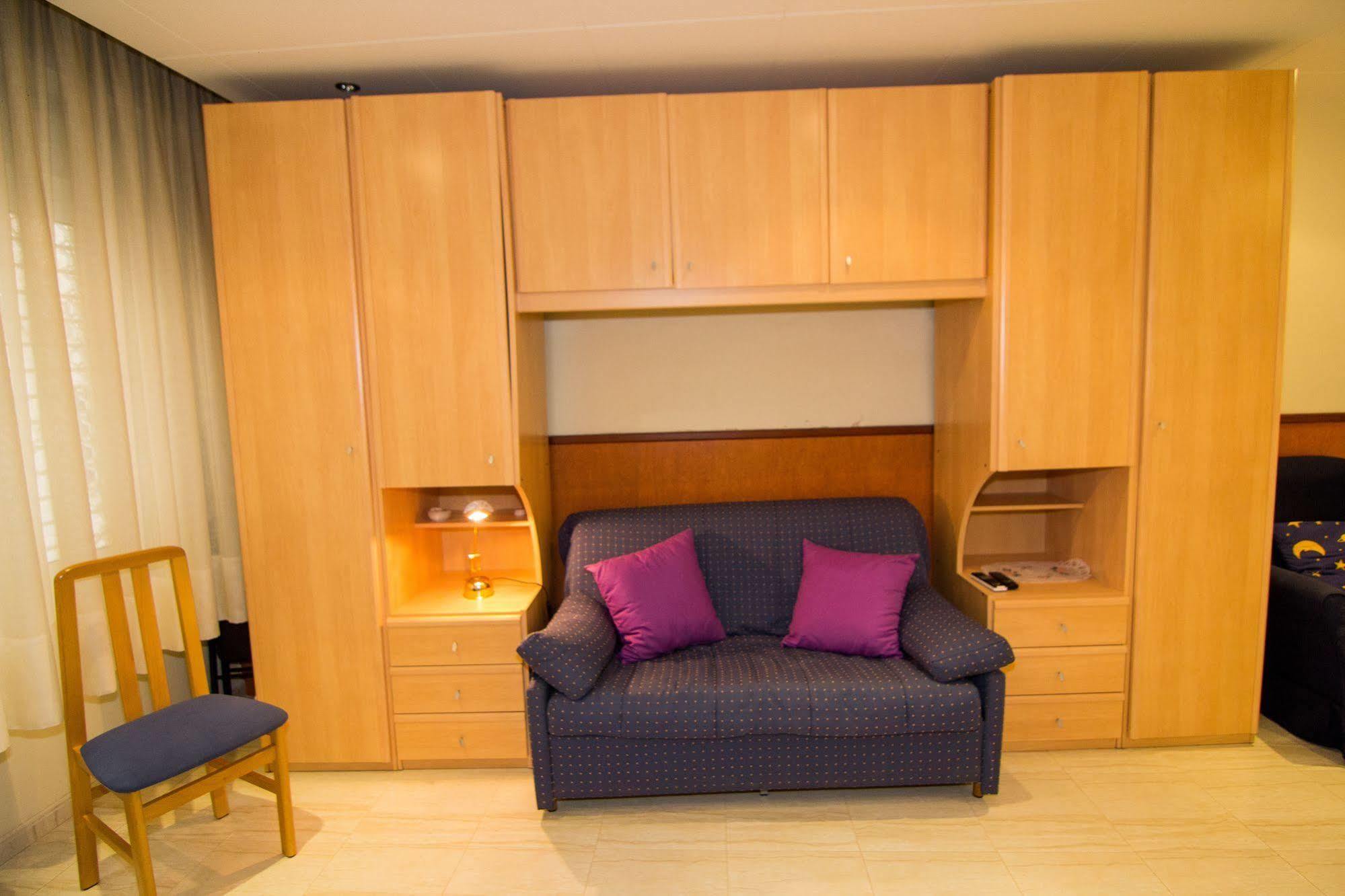 Agi Sant Antoni Apartment Roses Bagian luar foto